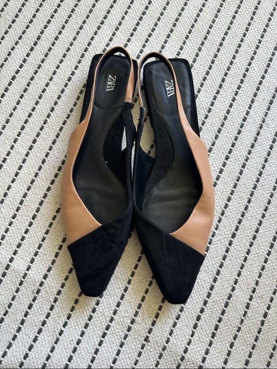 Zara Shoes - Zara Black and Tan Pointed Slingback Flats